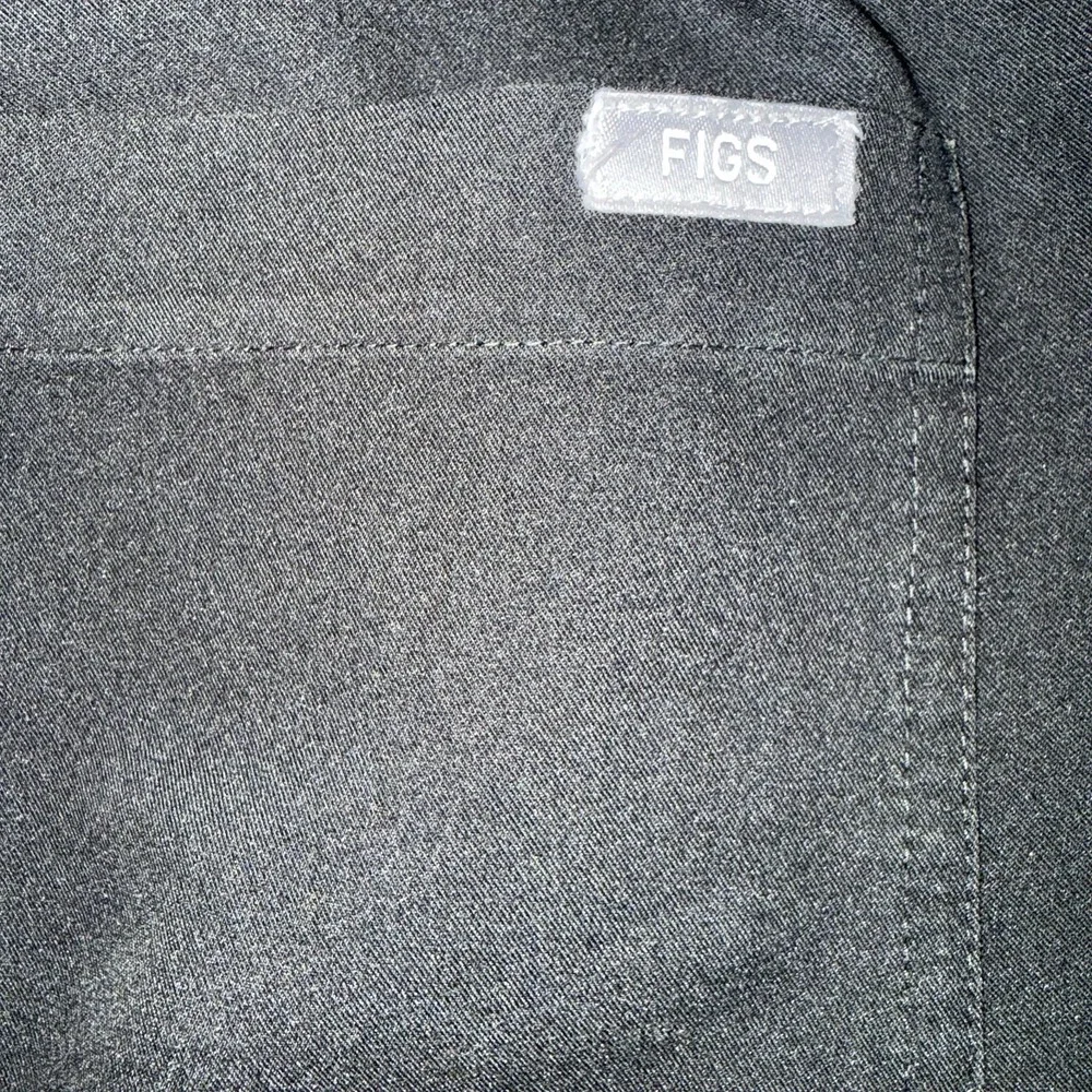 Men's FIGS Cairo Cargo Healthcare Nurse Scrub Pants Black Size L